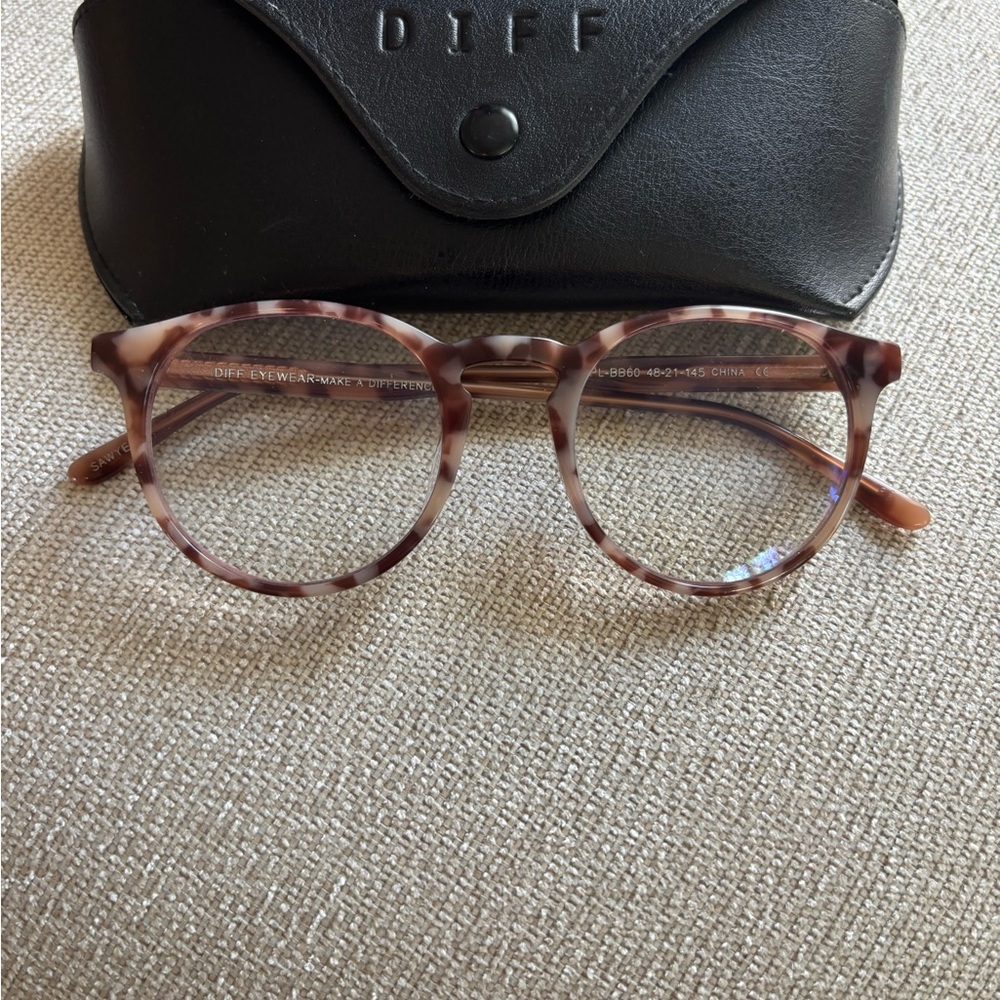 DIFF “sawyer” Tortoise Round blue light glasses